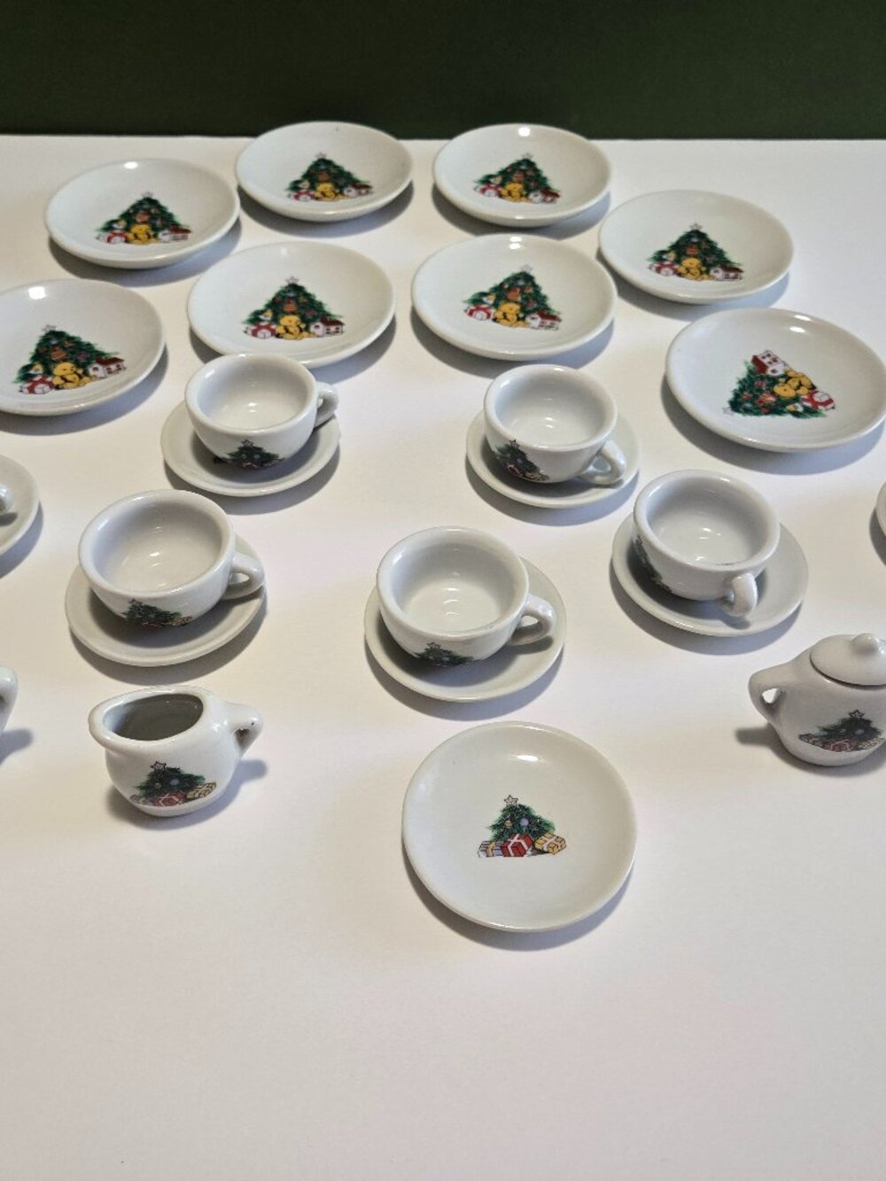 Vintage Childs Porcelain 'Tea' Set